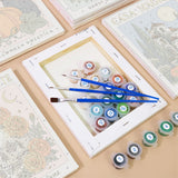 Lienzos numerados, botes de pintura y pinceles del set Láminas Notte Botanica